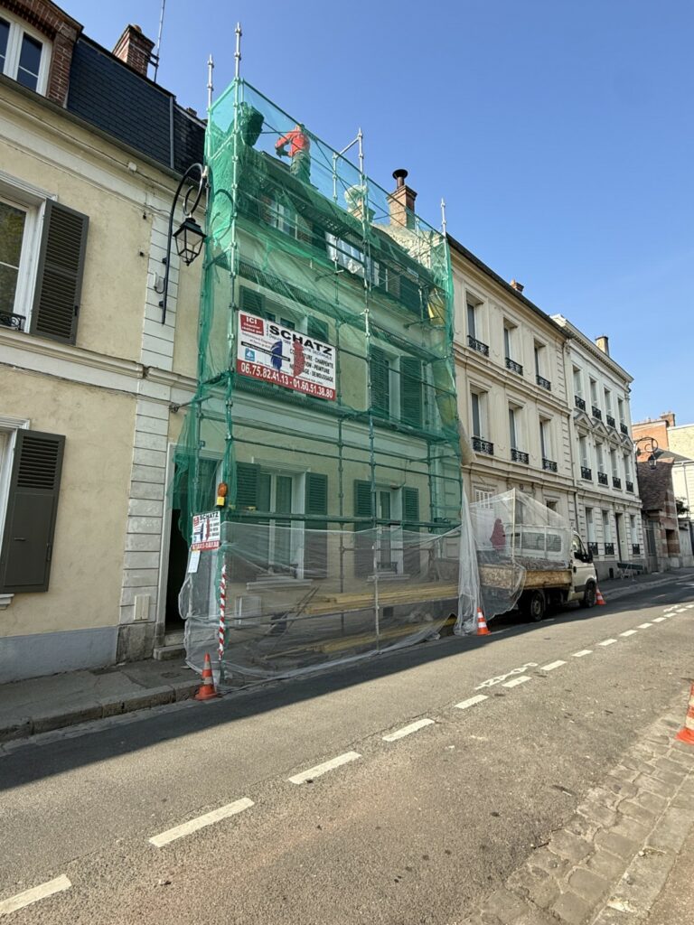 Rénovation toiture à Fontainebleau et environs par Couvreur Schatz Jean Michel