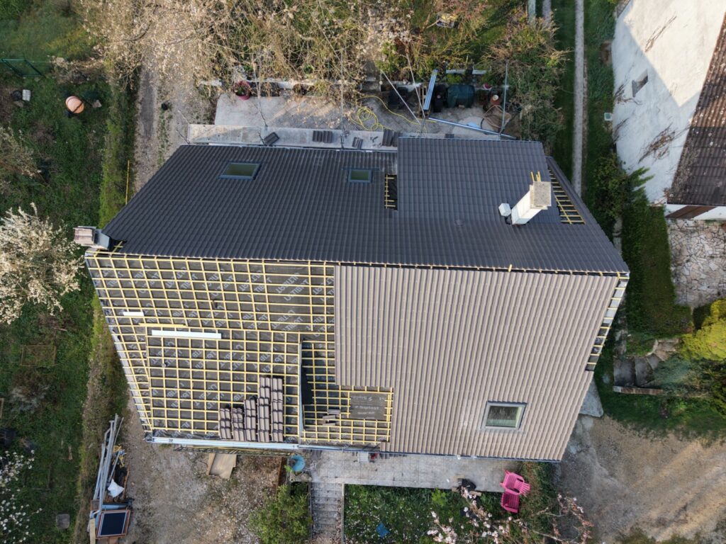 Rénovation toiture maison commune de Fontainebleau, par Couvreur 77 Schatz Jean Michel